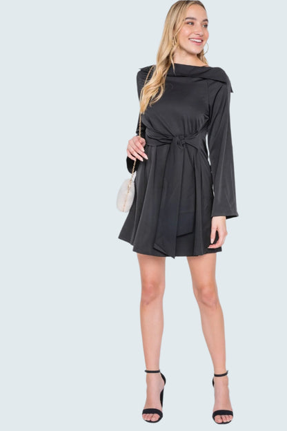 Straight Neck Solid Front-tie Dress