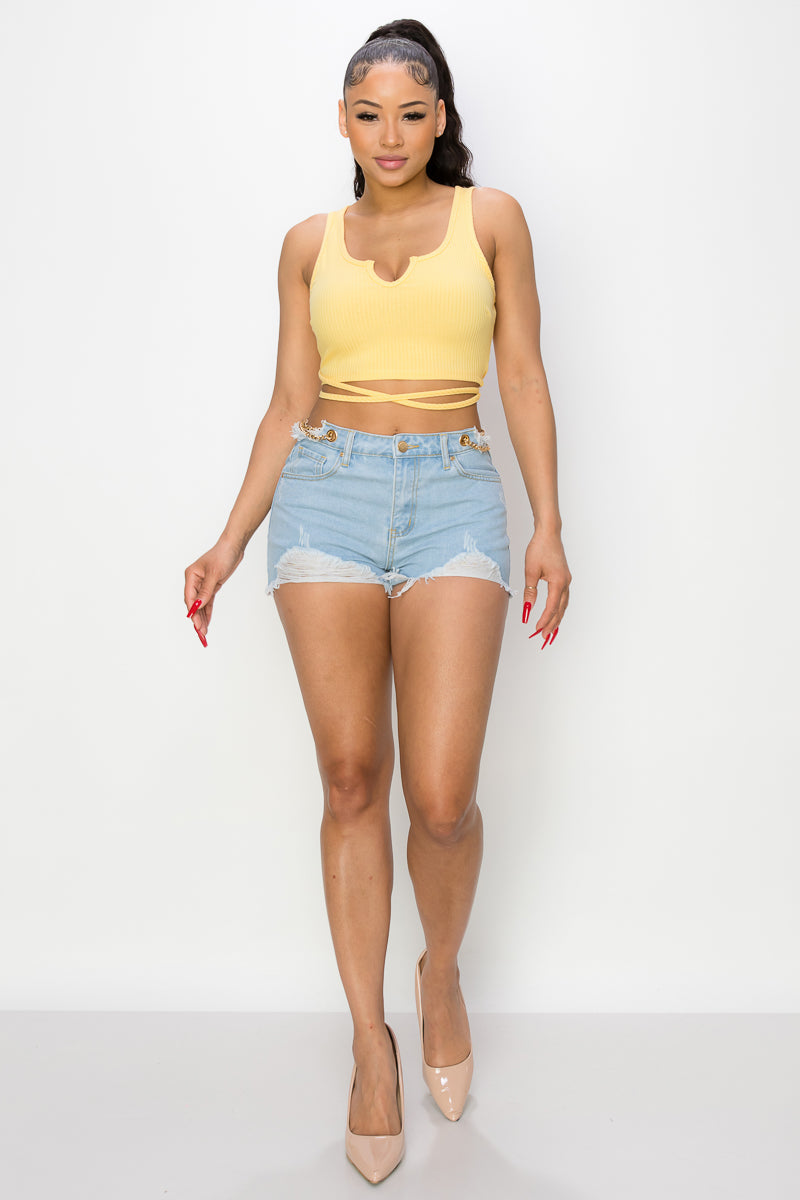 DENIM  -  Side Chain Detailed Denim Shorts