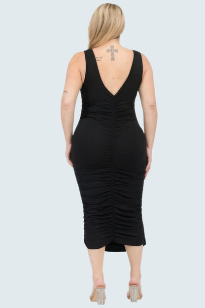 Plus Size Square Neck Ruched Bodycon Midi Dress