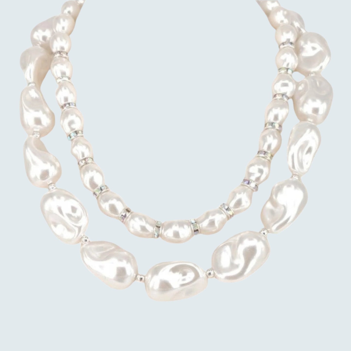 NECKLACE - Doubled layered classic pearl design