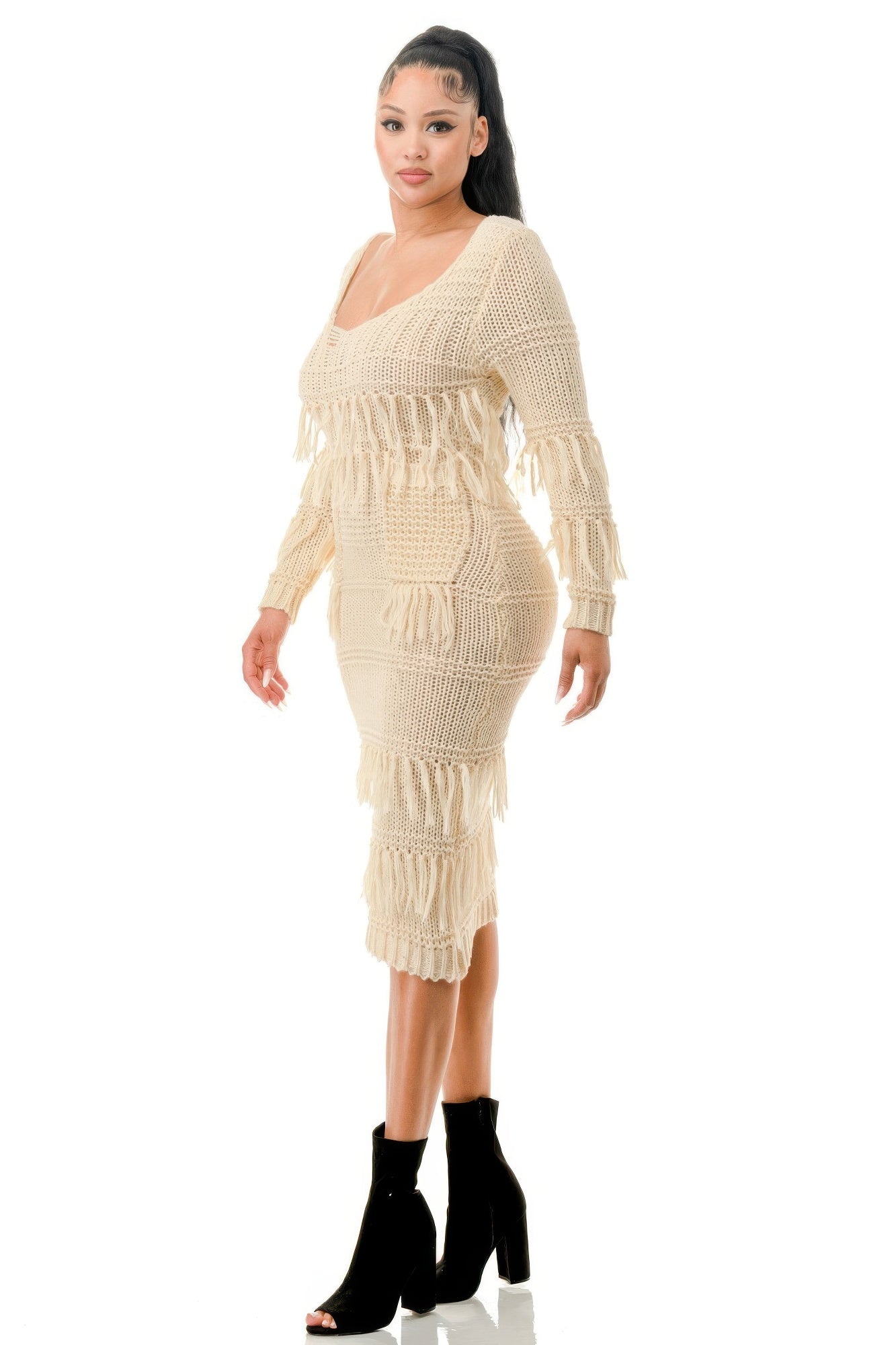 Knit Long Sleeve Fringe Dress