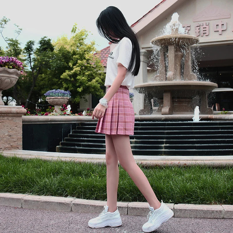 Preppy Style Plaid Skirts Mini Cute Pleated Design.