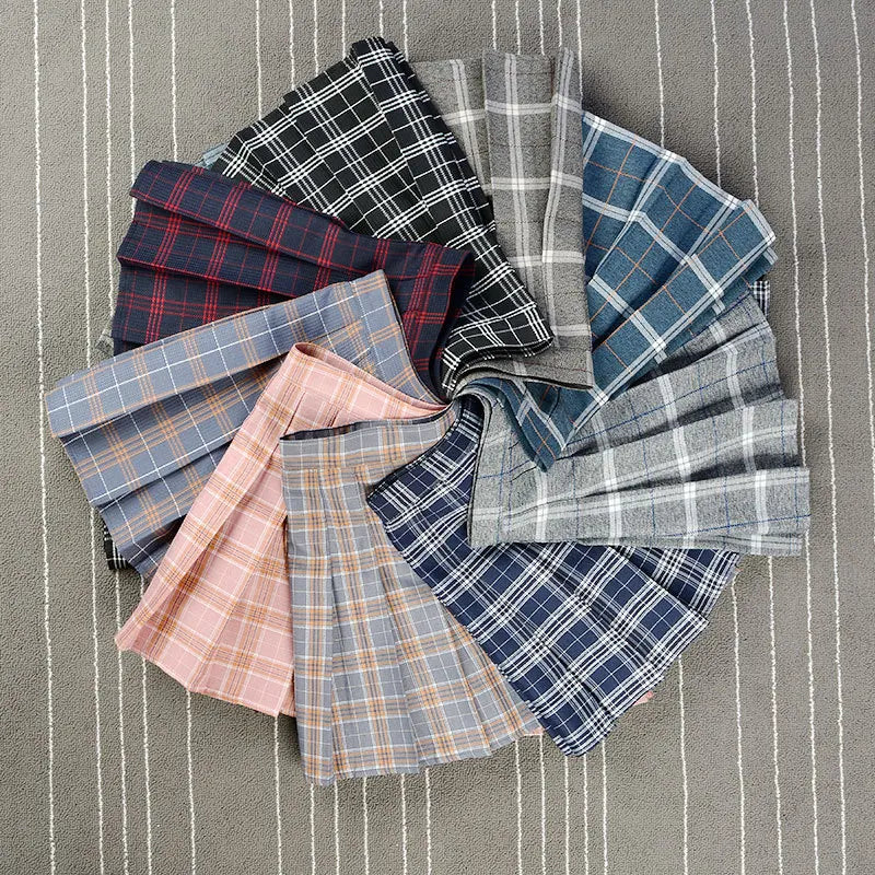 Preppy Style Plaid Skirts Mini Cute Pleated Design.